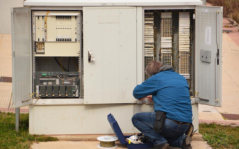 activité électricien Aubergenville